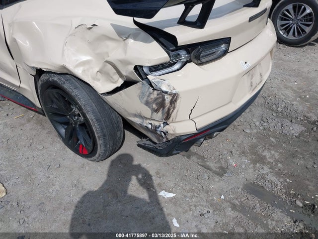 Chevrolet Camaro Rwd  Lt1 2022 1G1FF1R79N0127084 Image 19