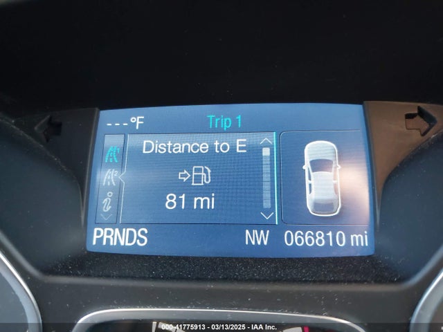 1FMCU9G9XFUC12587 Ford ESCAPE SE