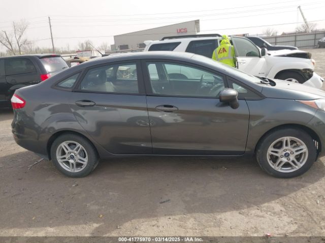 3FADP4BJ0HM157746 Ford FIESTA SE
