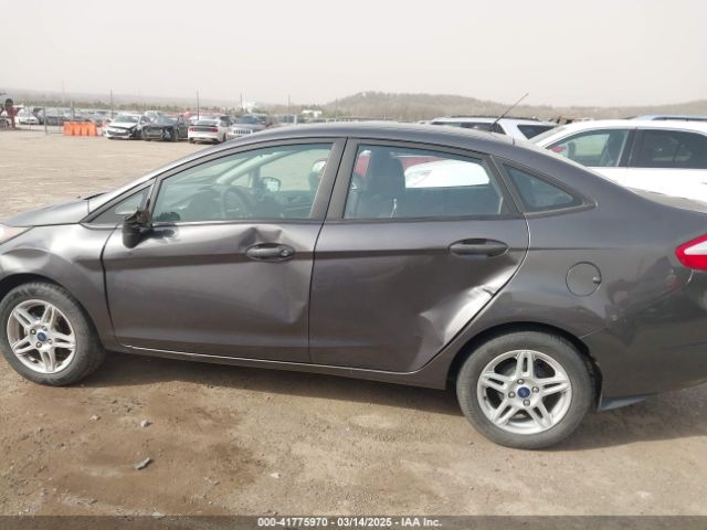 3FADP4BJ0HM157746 Ford FIESTA SE