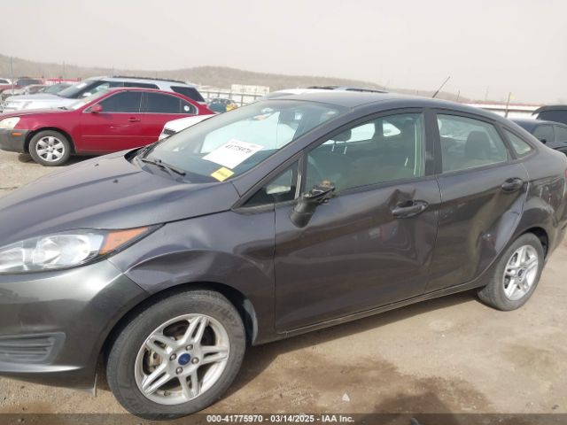 3FADP4BJ0HM157746 Ford FIESTA SE