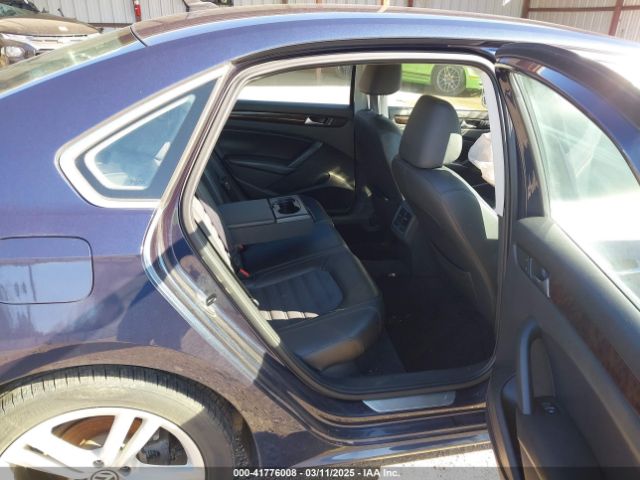 1VWCS7A30EC015562 Volkswagen Passat 1.8t Sel Premium