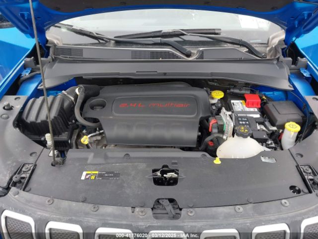 3C4NJDBB8NT135441 Jeep Compass Latitude 4x4