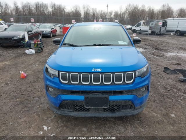 3C4NJDBB8NT135441 Jeep Compass Latitude 4x4