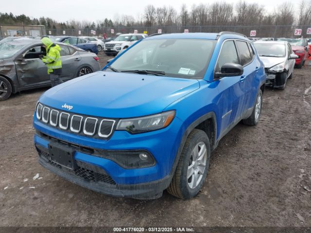 3C4NJDBB8NT135441 Jeep Compass Latitude 4x4
