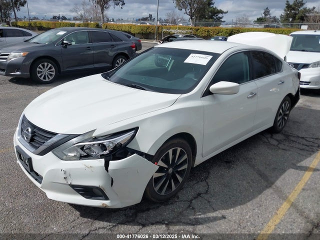 1N4AL3AP0JC157915 Nissan Altima 2.5 Sv