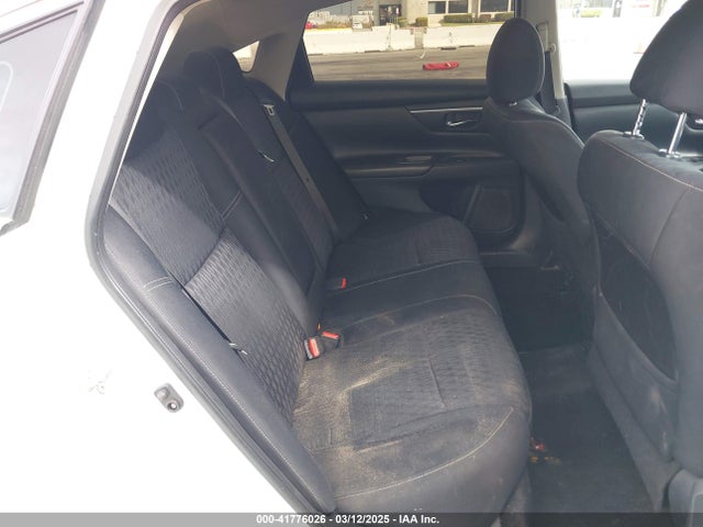 1N4AL3AP0JC157915 Nissan Altima 2.5 Sv