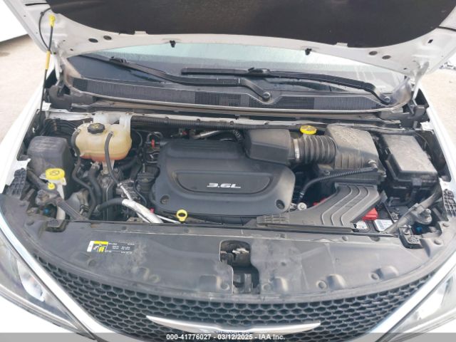 2C4RC1BG7JR141430 Chrysler Pacifica Touring L