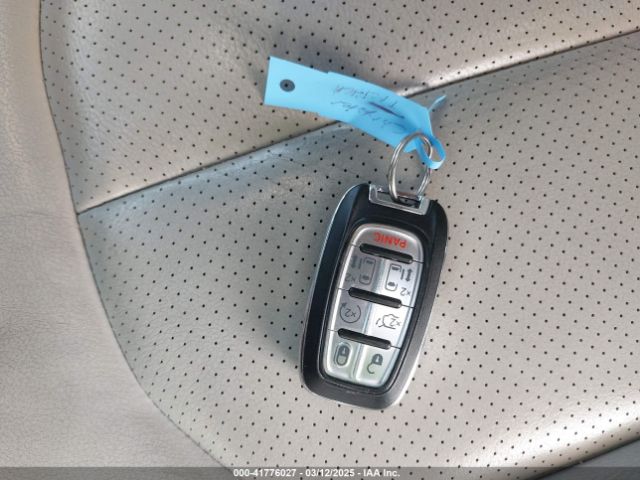 2C4RC1BG7JR141430 Chrysler Pacifica Touring L