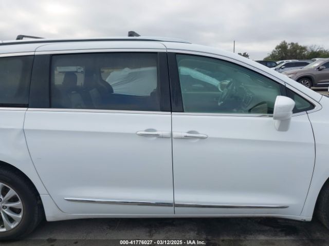 2C4RC1BG7JR141430 Chrysler Pacifica Touring L