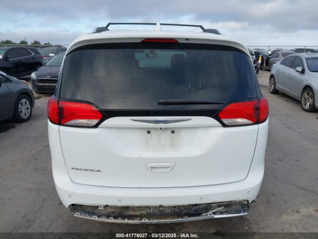 2C4RC1BG7JR141430 Chrysler Pacifica Touring L