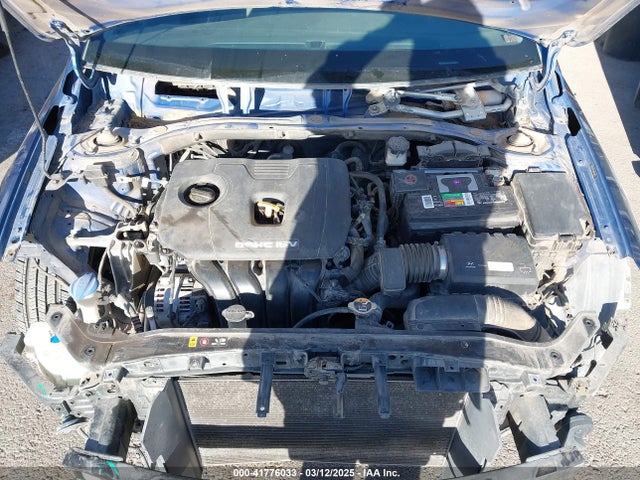 5NPD74LF9HH155827 Hyundai ELANTRA SE