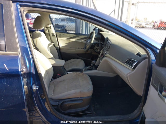 5NPD74LF9HH155827 Hyundai ELANTRA SE