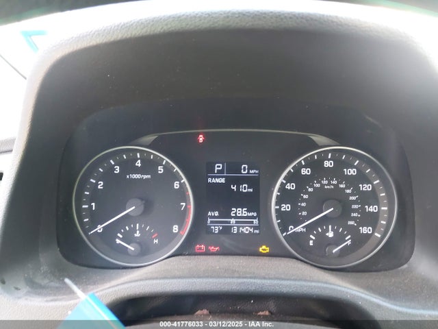 5NPD74LF9HH155827 Hyundai ELANTRA SE