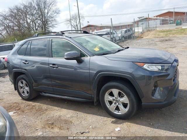 Toyota Rav4 Xle 2019 JTMP1RFV1KD501607 Image 13