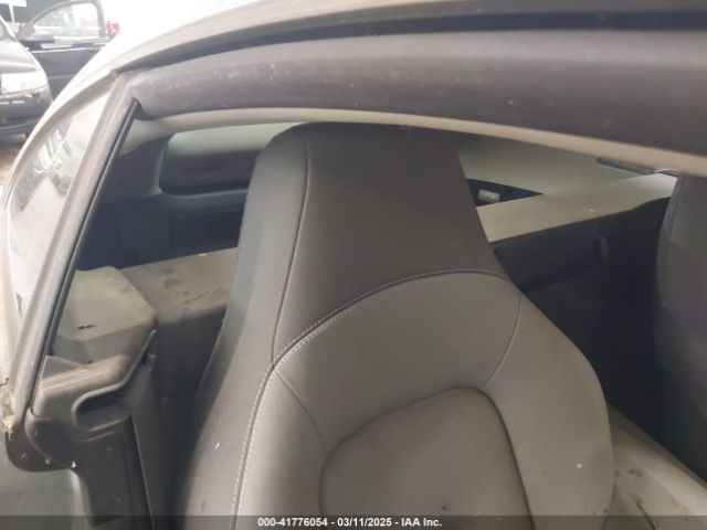 2004 CHRYSLER CROSSFIRE 1C3AN69L74X002965 Photo 7