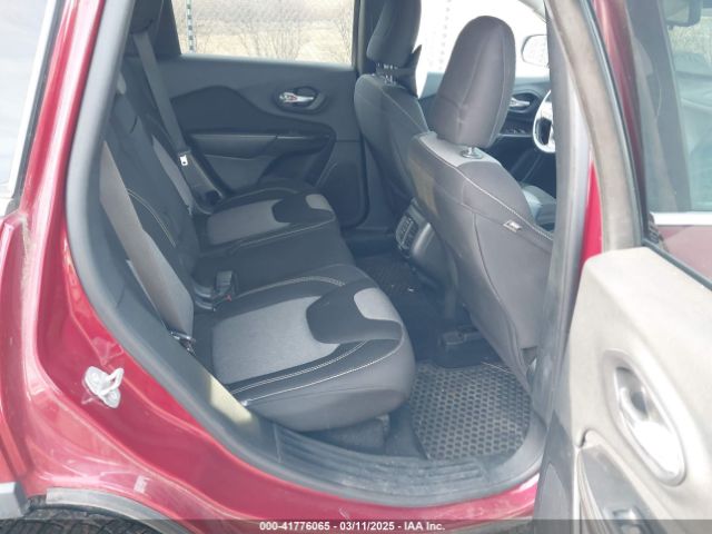 1C4PJMCBXEW260118 Jeep Cherokee Latitude
