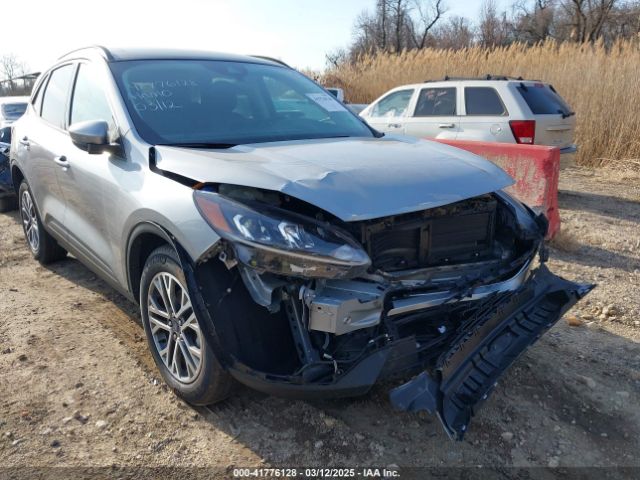 1FMCU0CZXNUA97120 Ford Escape Sel Hybrid