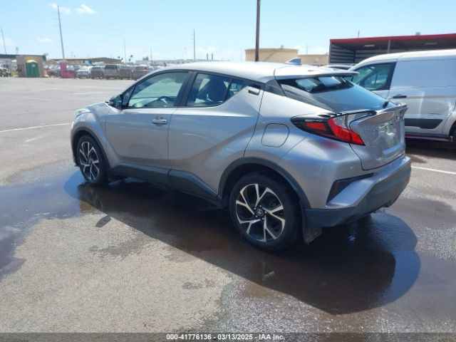 NMTKHMBX5JR009504 Toyota C-HR XLE