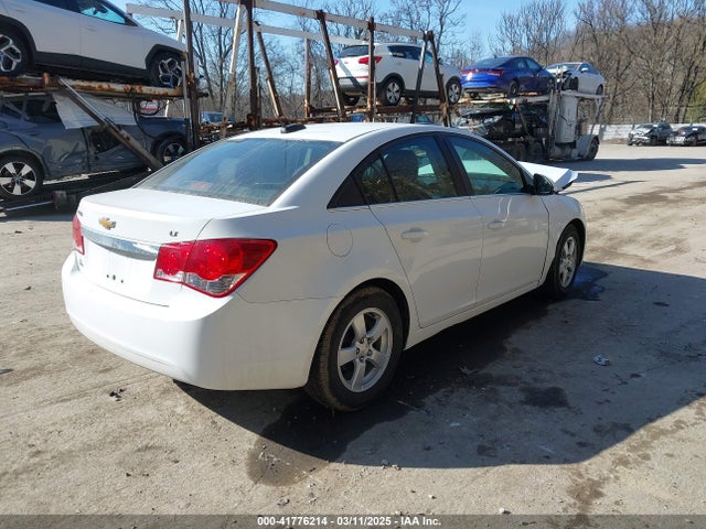 1G1PC5SBXF7237721 Chevrolet Cruze 1lt Auto