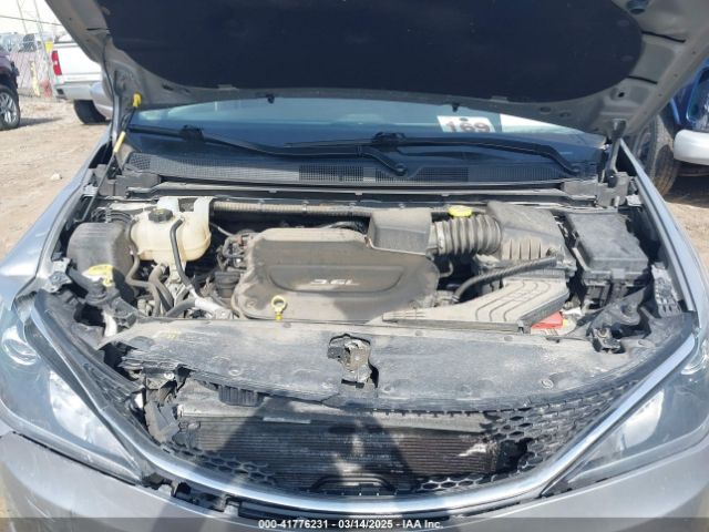 2C4RC1BG7JR101736 Chrysler Pacifica Touring L