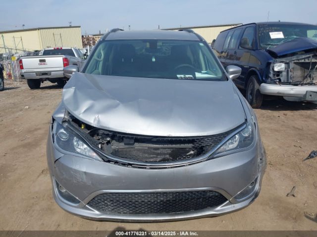 2C4RC1BG7JR101736 Chrysler Pacifica Touring L