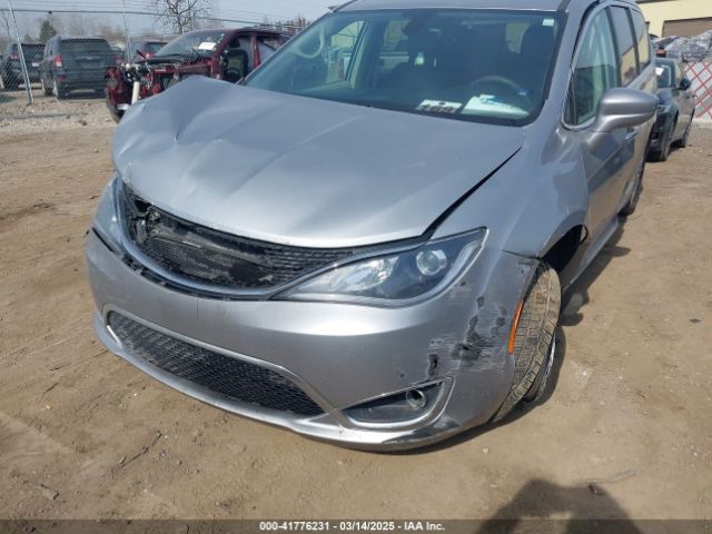 2C4RC1BG7JR101736 Chrysler Pacifica Touring L