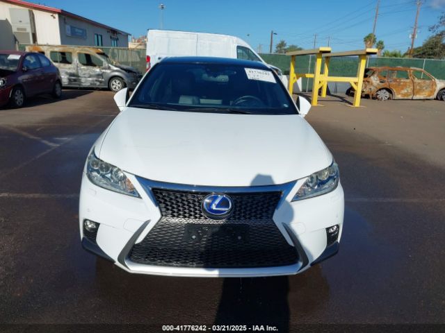 JTHKD5BH0E2182578 Lexus CT 200H