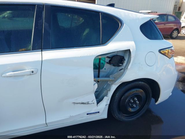 JTHKD5BH0E2182578 Lexus CT 200H