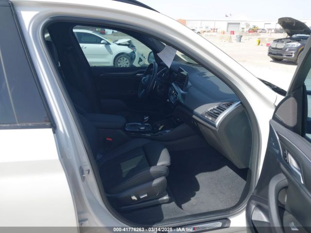 2023 BMW X3 5UX83DP02P9T16057 Photo 4