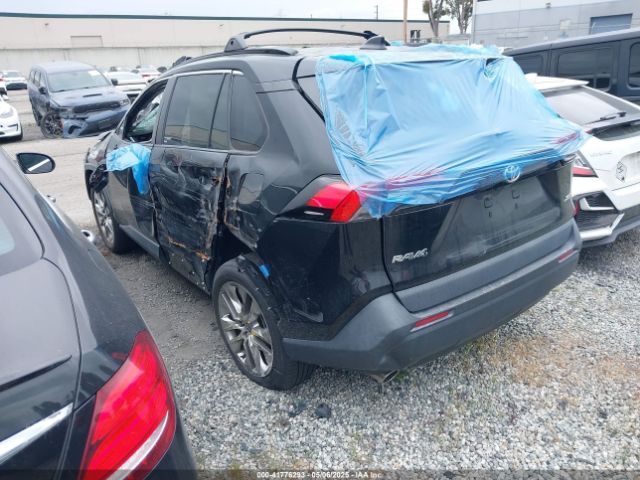2T3C1RFV4MC126253 Toyota Rav4 Xle Premium