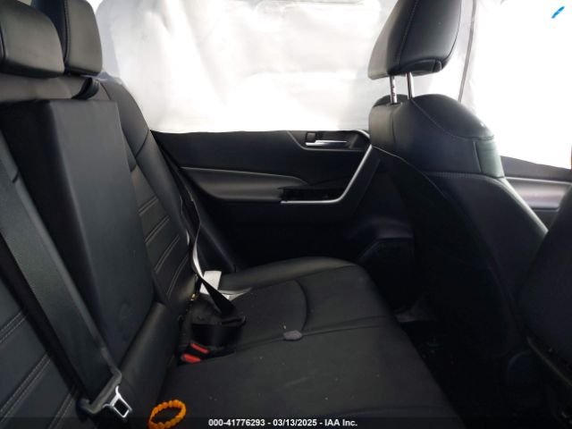 2T3C1RFV4MC126253 Toyota Rav4 Xle Premium