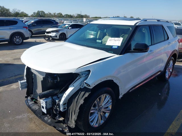 Ford Explorer Limited 2023 1FMSK7FH5PGA27880 Image 2