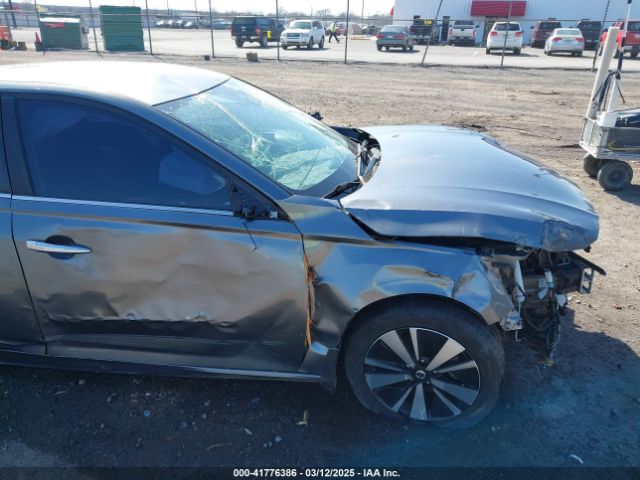 1N4BL4DVXMN392836 Nissan Altima Sv Fwd