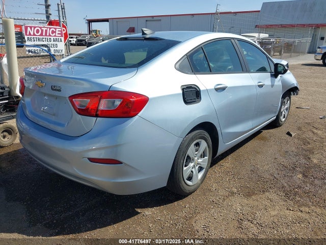 3G1BC5SMXHS519017 Chevrolet Cruze Ls Auto