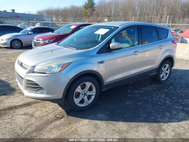 Ford ESCAPE SE 2015 1FMCU9G97FUB22393 Image 2