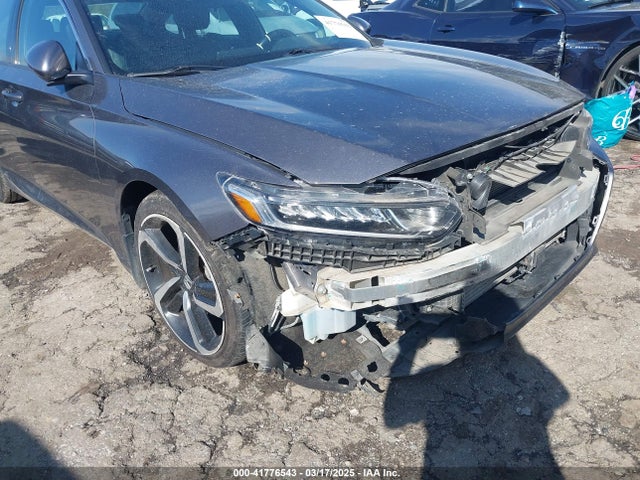 1HGCV1F38JA136279 Honda Accord Sport
