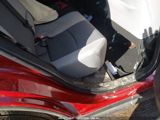 Toyota Rav4 Xle 2019 JTMP1RFV9KD038616 Image 7