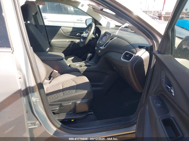 3GNAXKEV2KS521370 Chevrolet EQUINOX LT
