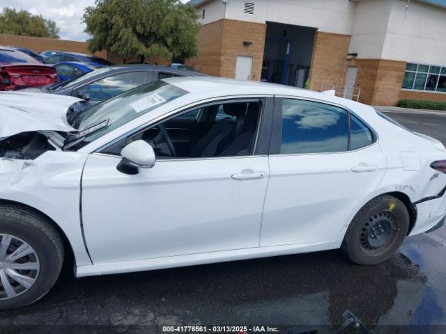 4T1C31AK9NU576935 Toyota Camry Le Hybrid
