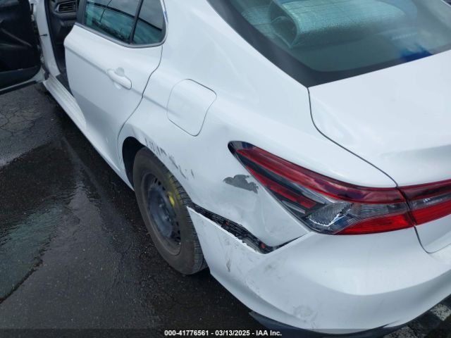 4T1C31AK9NU576935 Toyota Camry Le Hybrid