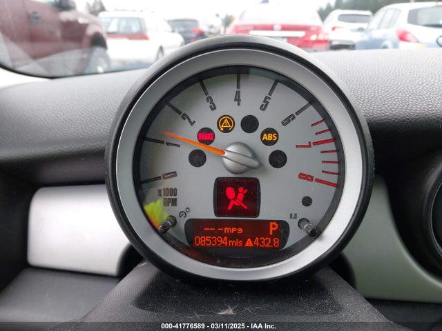 2009 MINI COOPER WMWMF33569TW70413 Photo 6