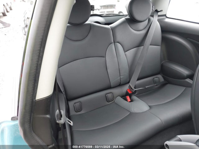 2009 MINI COOPER WMWMF33569TW70413 Photo 7