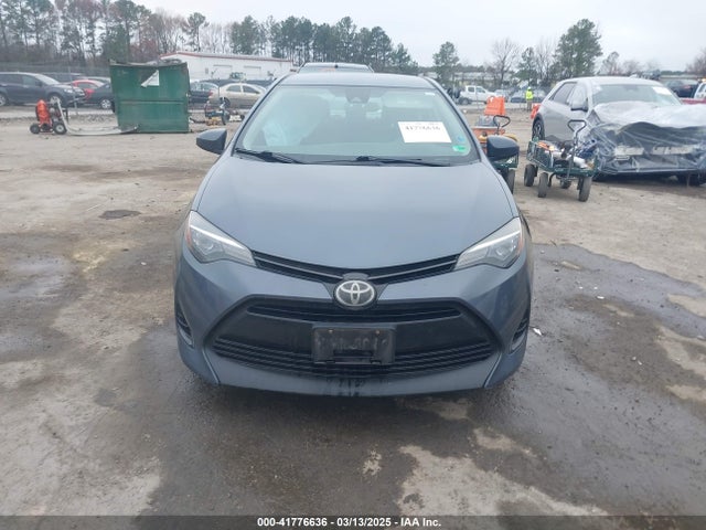 Toyota COROLLA LE 2018 2T1BURHEXJC975842 Image 12