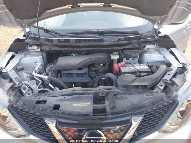 JN1BJ1CR6JW265142 Nissan Rogue Sport S