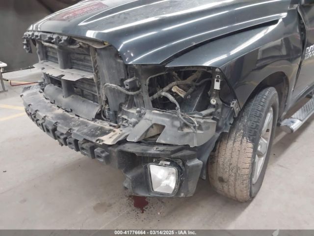 1C6RR7FG3JS345868 RAM 1500 Express  4x4 6'4 Box