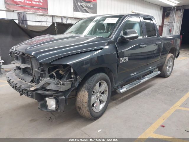 1C6RR7FG3JS345868 RAM 1500 Express  4x4 6'4 Box