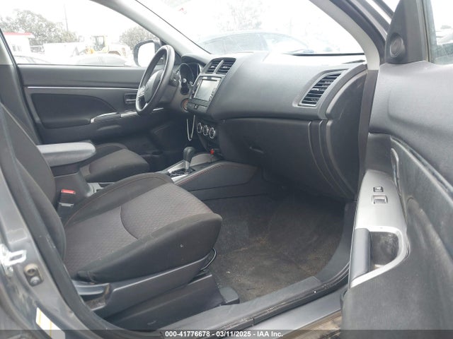 Mitsubishi mivec 2019 JA4AP3AU0KU021682 Image 5