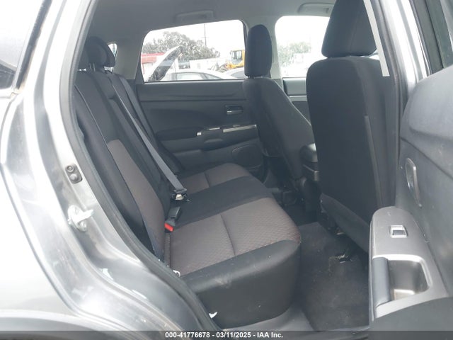 Mitsubishi mivec 2019 JA4AP3AU0KU021682 Image 8
