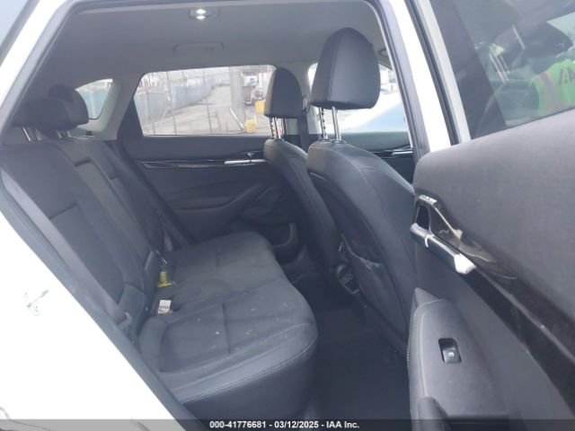 KNDER2AA6R7636179 KIA SELTOS EX
